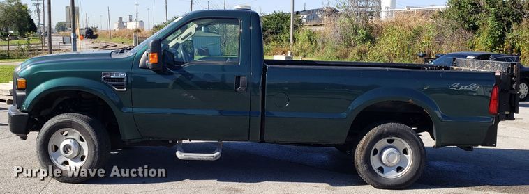 image for item DG8773 2008 Ford F250 Super Duty pickup truck
