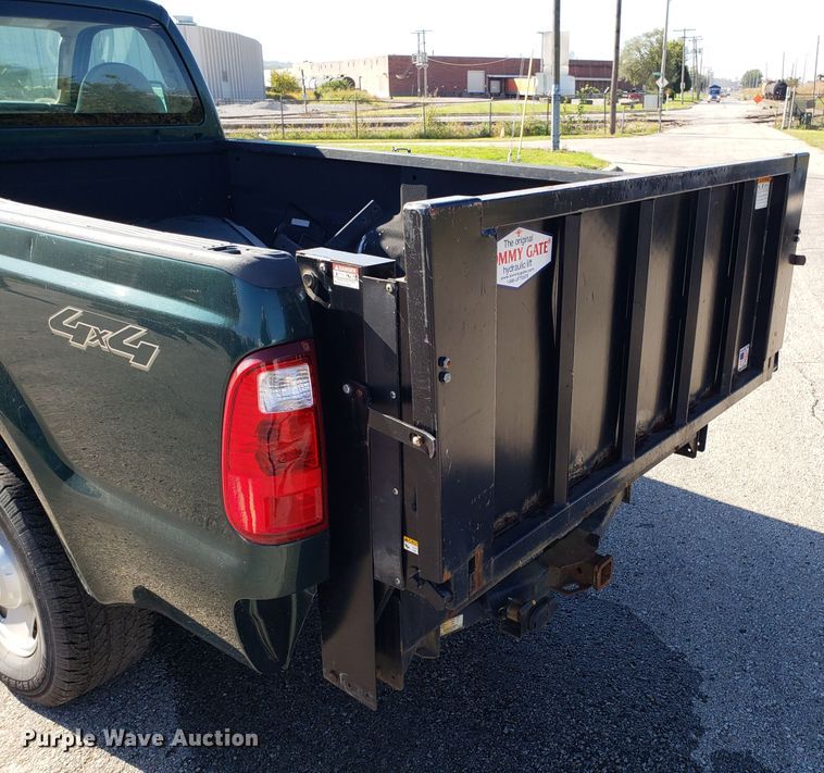image for item DG8773 2008 Ford F250 Super Duty pickup truck