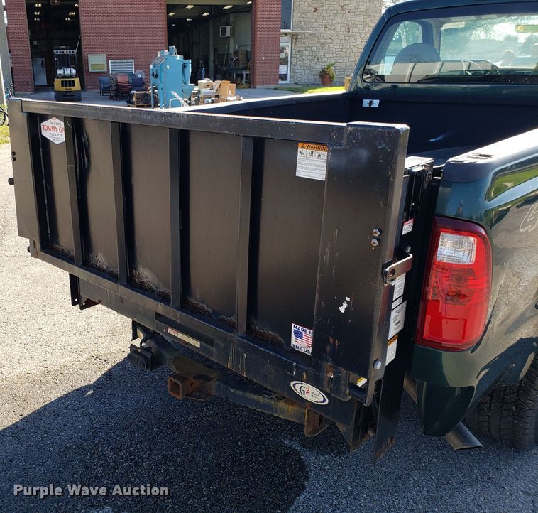 image for item DG8773 2008 Ford F250 Super Duty pickup truck