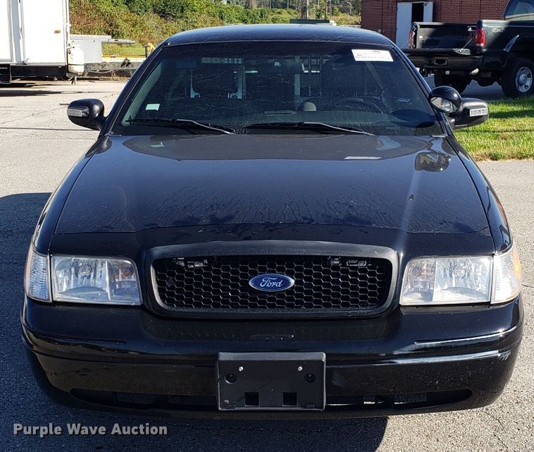 image for item DG8774 2008 Ford Crown Victoria Police Interceptor