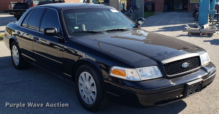 image for item DG8774 2008 Ford Crown Victoria Police Interceptor