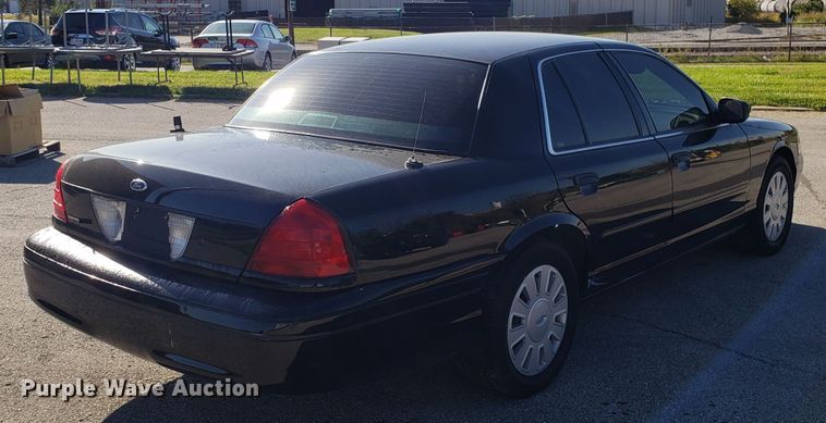image for item DG8774 2008 Ford Crown Victoria Police Interceptor