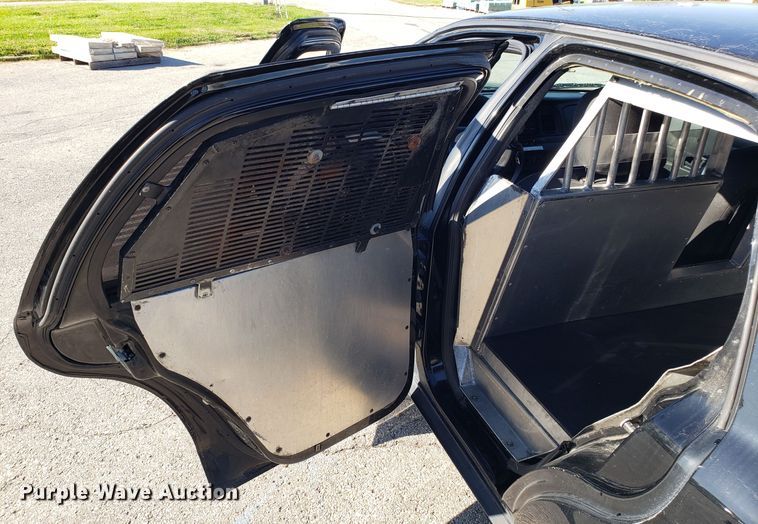 image for item DG8774 2008 Ford Crown Victoria Police Interceptor