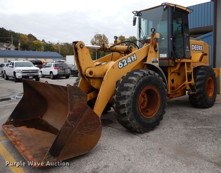 image for item DH2189 2003 John Deere 624H wheel loader