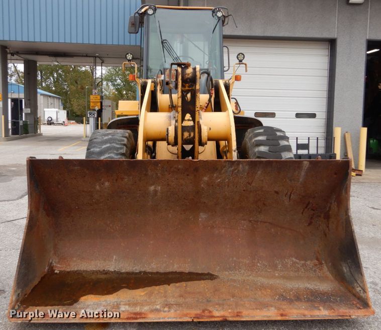 image for item DH2189 2003 John Deere 624H wheel loader