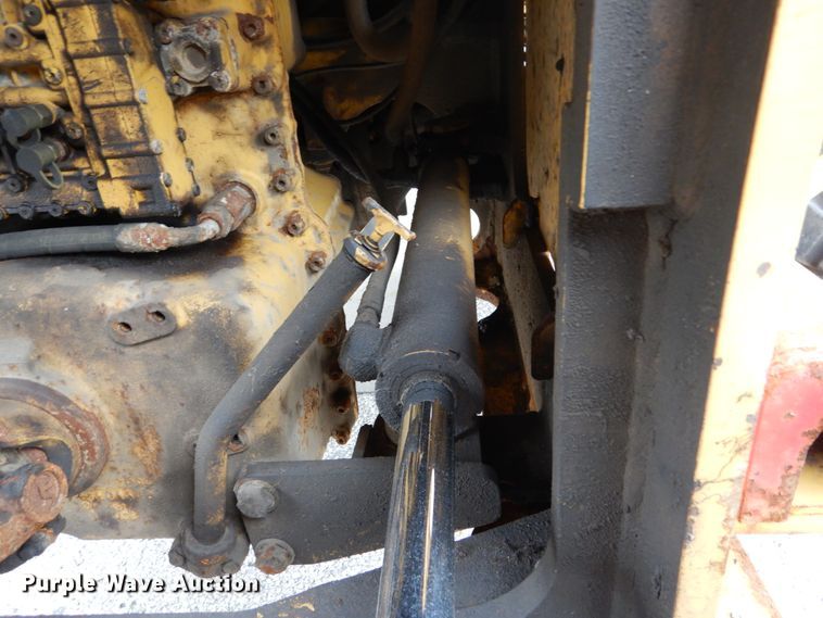 image for item DH2189 2003 John Deere 624H wheel loader