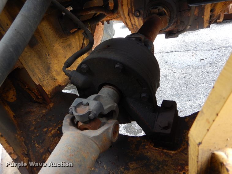 image for item DH2189 2003 John Deere 624H wheel loader