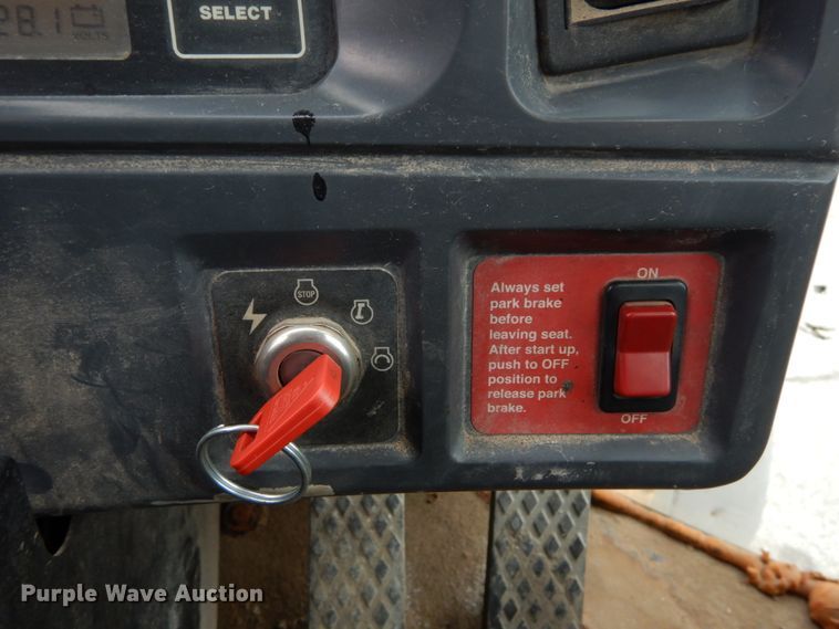 image for item DH2189 2003 John Deere 624H wheel loader