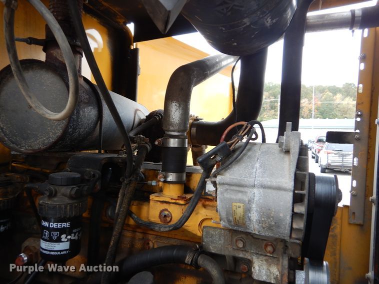 image for item DH2189 2003 John Deere 624H wheel loader