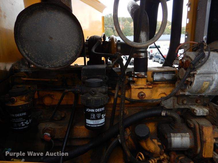 image for item DH2189 2003 John Deere 624H wheel loader