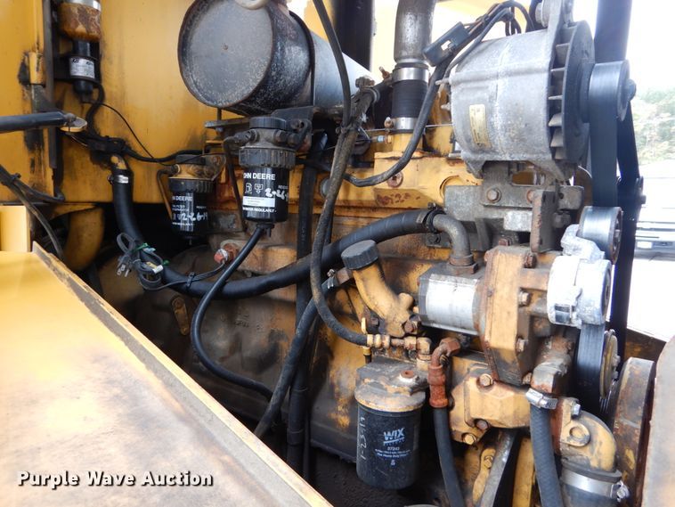 image for item DH2189 2003 John Deere 624H wheel loader