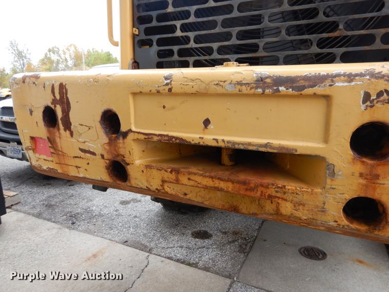 image for item DH2189 2003 John Deere 624H wheel loader