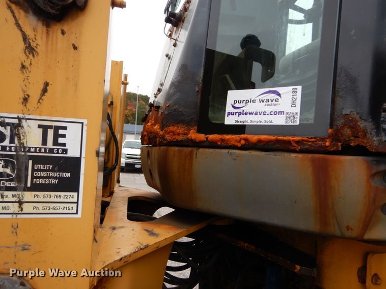 image for item DH2189 2003 John Deere 624H wheel loader