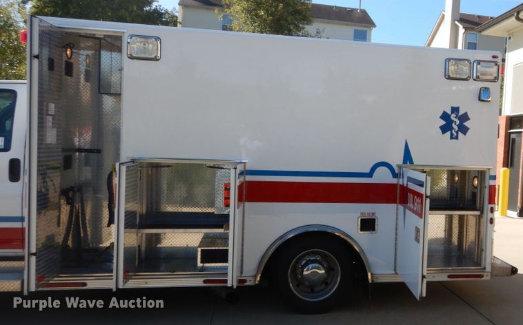image for item DH2211 2009 Chevrolet C4500 ambulance