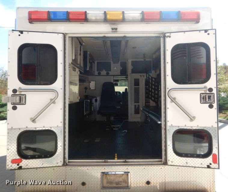 image for item DH2211 2009 Chevrolet C4500 ambulance