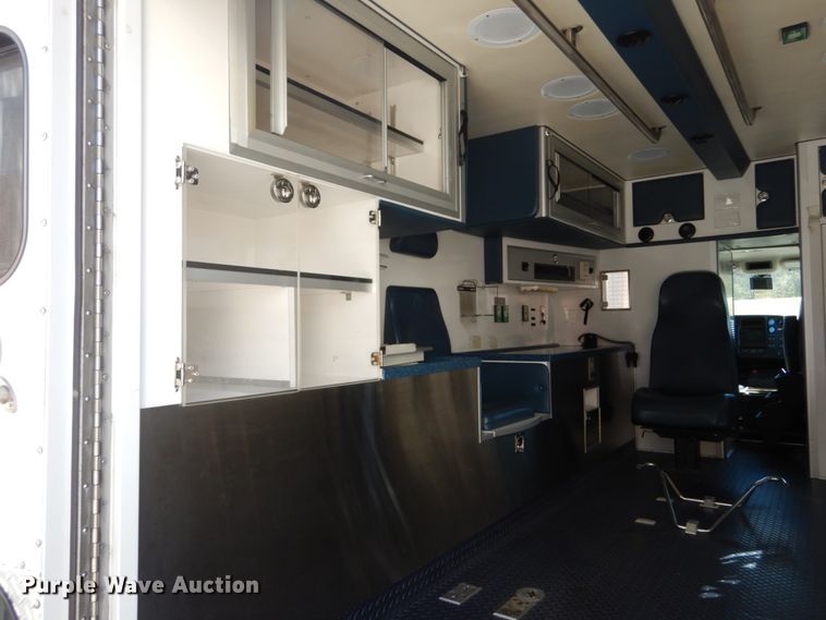 image for item DH2211 2009 Chevrolet C4500 ambulance