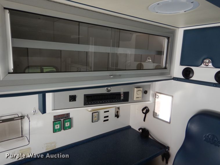 image for item DH2211 2009 Chevrolet C4500 ambulance