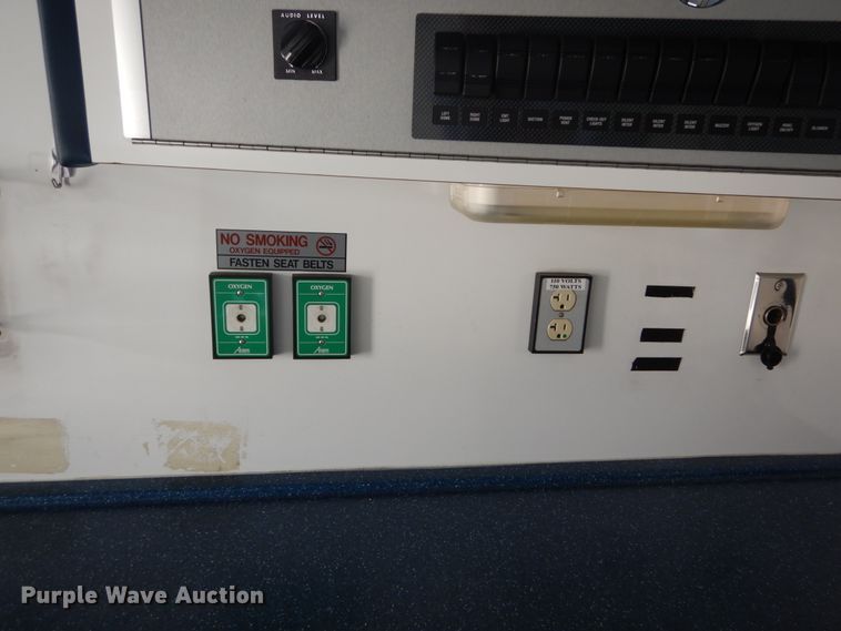 image for item DH2211 2009 Chevrolet C4500 ambulance