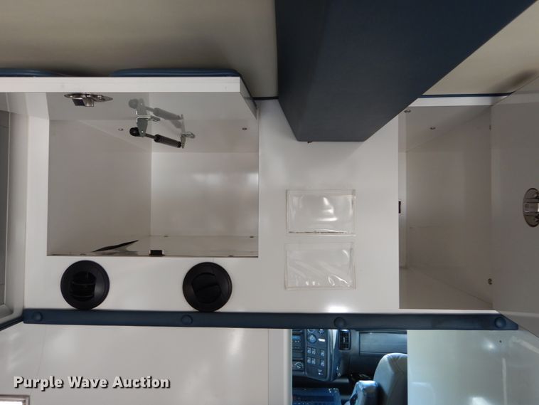 image for item DH2211 2009 Chevrolet C4500 ambulance