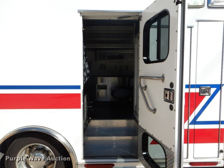 image for item DH2211 2009 Chevrolet C4500 ambulance