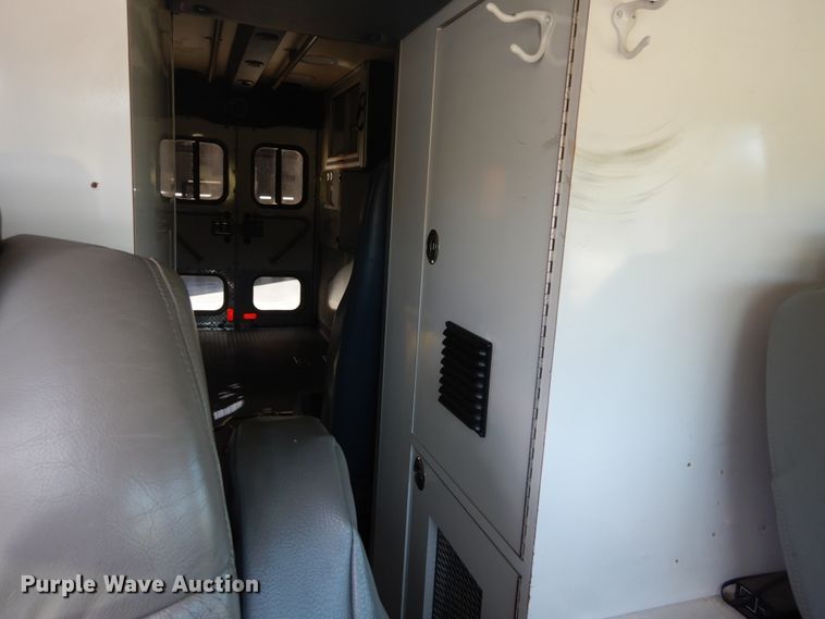 image for item DH2211 2009 Chevrolet C4500 ambulance