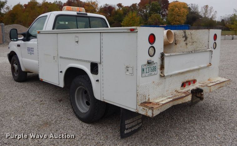 image for item DH2214 2002 Ford F350 Super Duty XL utility bed pickup truck