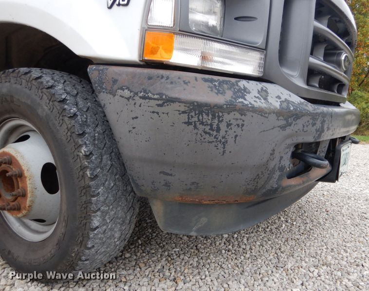 image for item DH2214 2002 Ford F350 Super Duty XL utility bed pickup truck