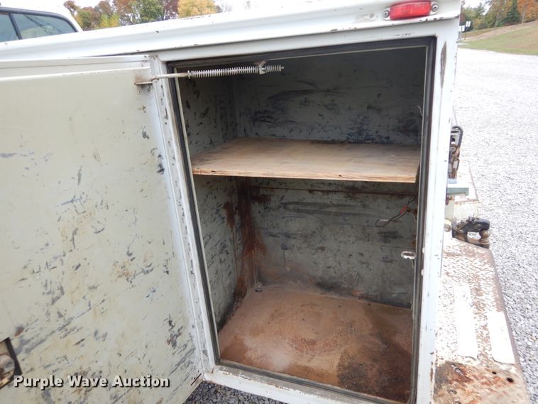 image for item DH2214 2002 Ford F350 Super Duty XL utility bed pickup truck