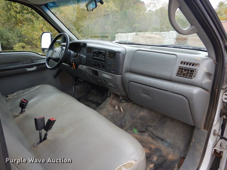 image for item DH2214 2002 Ford F350 Super Duty XL utility bed pickup truck