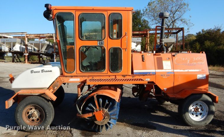 image for item DH2629 2013 Broce RCT-350 broom