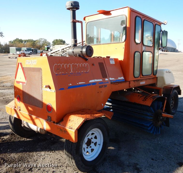 image for item DH2629 2013 Broce RCT-350 broom