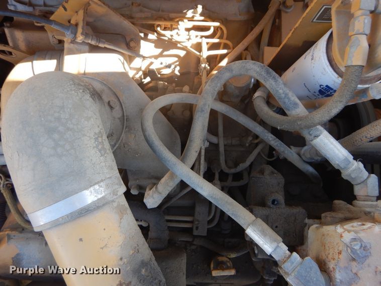 image for item DH2636 1987 Caterpillar 613C elevating scraper