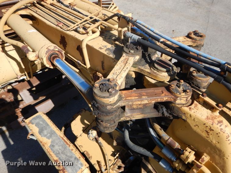 image for item DH2636 1987 Caterpillar 613C elevating scraper