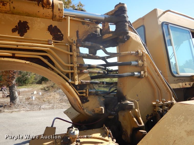 image for item DH2636 1987 Caterpillar 613C elevating scraper