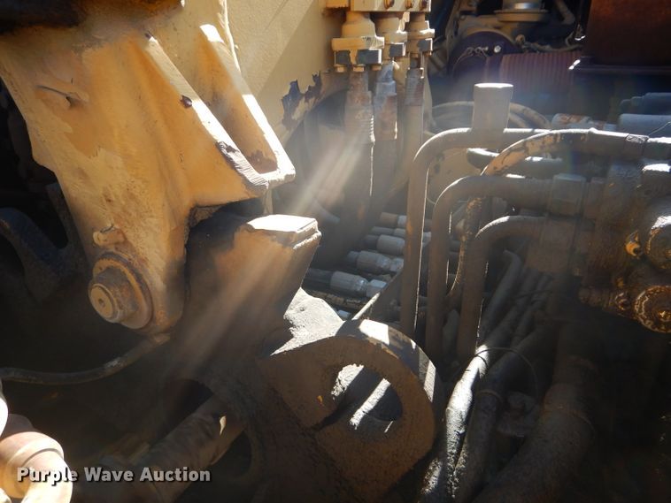 image for item DH2636 1987 Caterpillar 613C elevating scraper