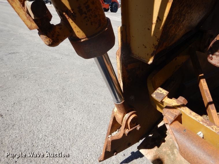 image for item DH2636 1987 Caterpillar 613C elevating scraper