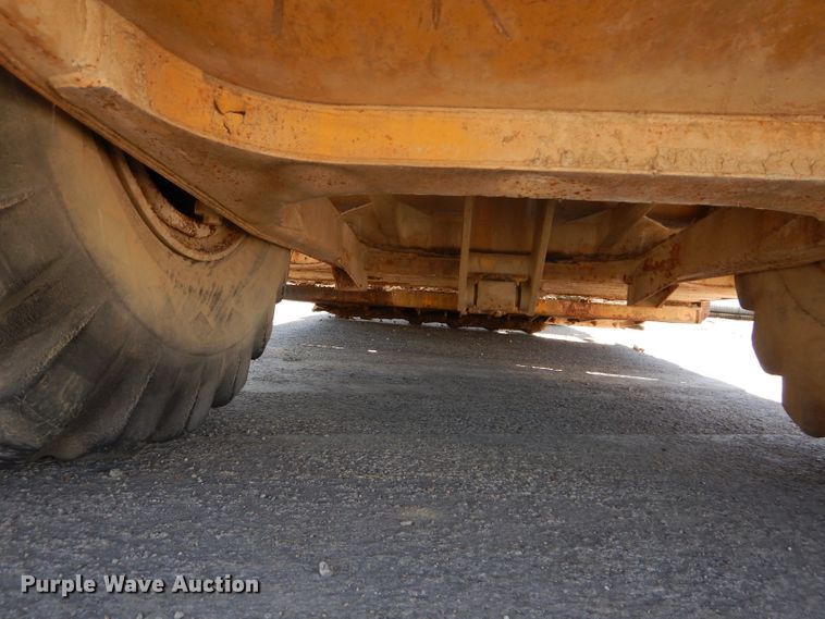 image for item DH2636 1987 Caterpillar 613C elevating scraper