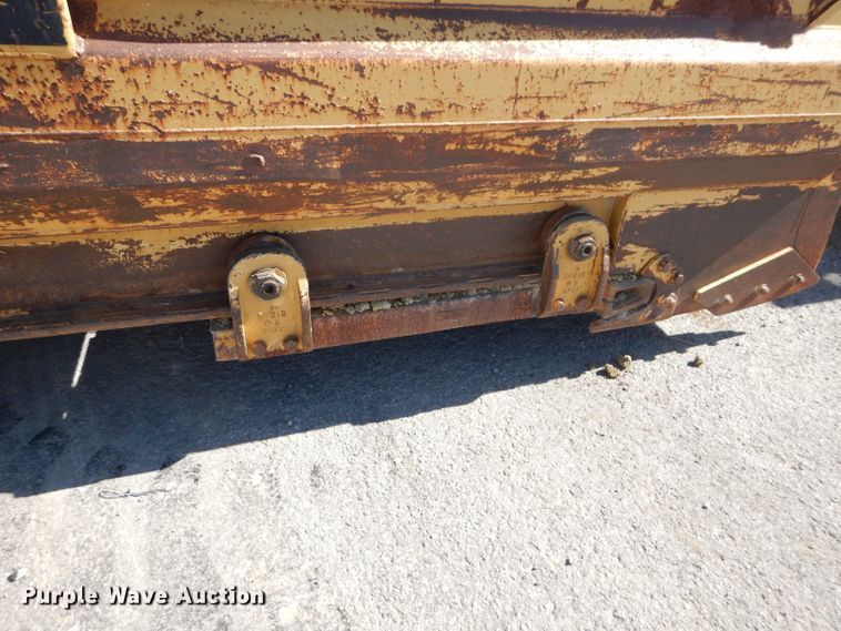 image for item DH2636 1987 Caterpillar 613C elevating scraper