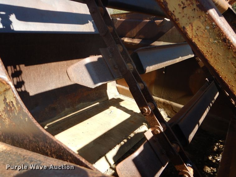 image for item DH2636 1987 Caterpillar 613C elevating scraper