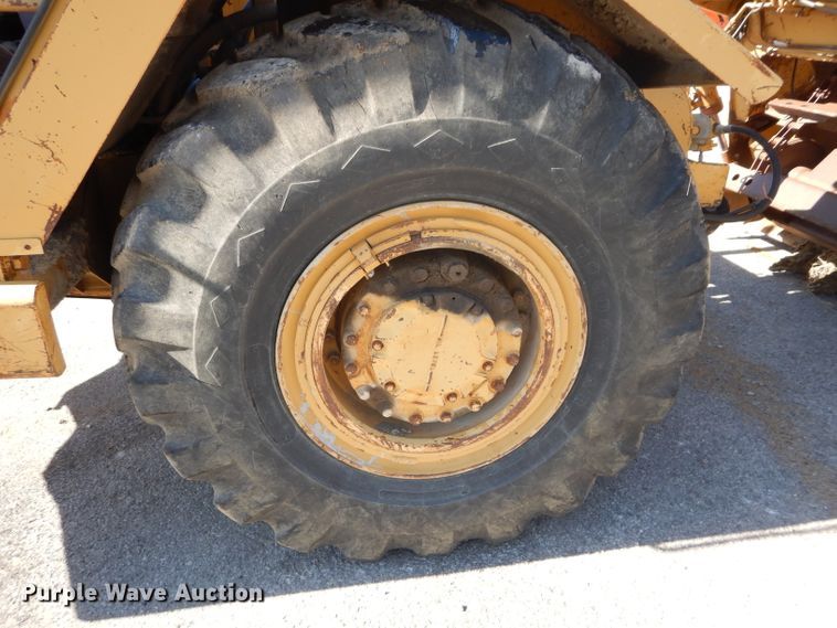 image for item DH2636 1987 Caterpillar 613C elevating scraper