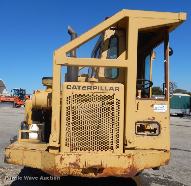 image for item DH2637 1972 Caterpillar 613 elevating scraper