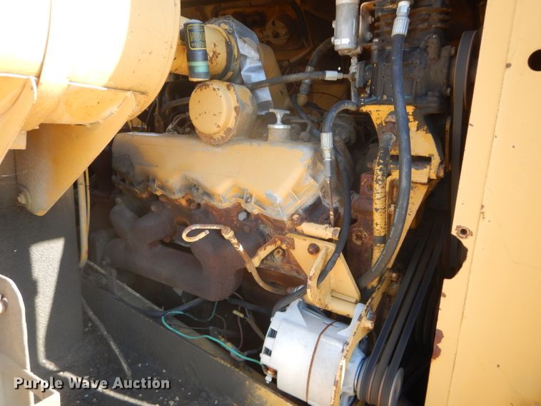 image for item DH2637 1972 Caterpillar 613 elevating scraper