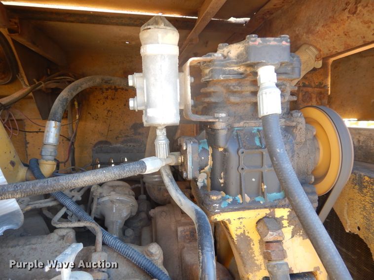 image for item DH2637 1972 Caterpillar 613 elevating scraper