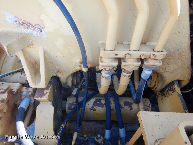 image for item DH2637 1972 Caterpillar 613 elevating scraper