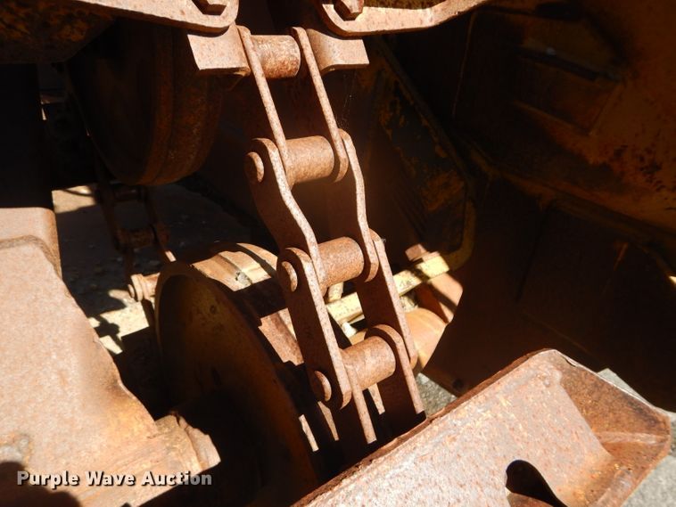 image for item DH2637 1972 Caterpillar 613 elevating scraper