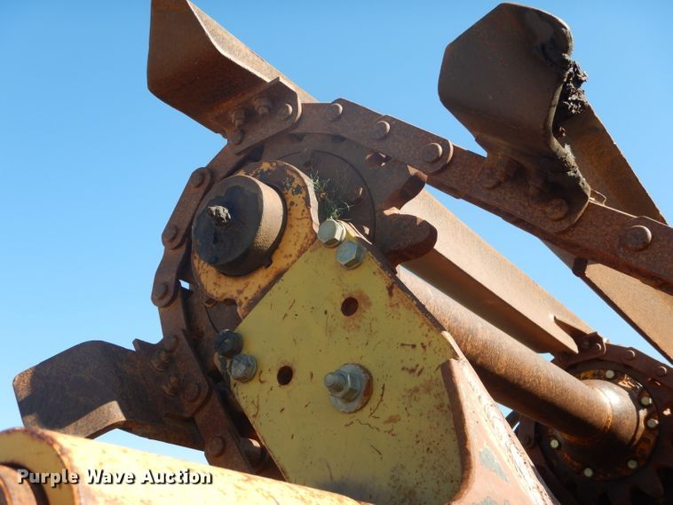 image for item DH2637 1972 Caterpillar 613 elevating scraper