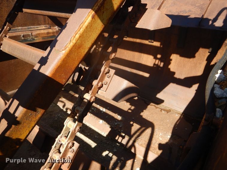 image for item DH2637 1972 Caterpillar 613 elevating scraper