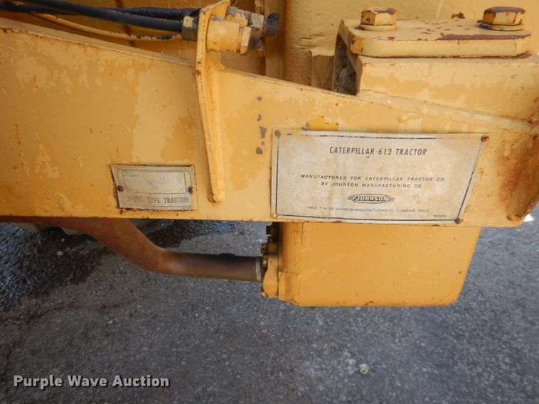 image for item DH2637 1972 Caterpillar 613 elevating scraper