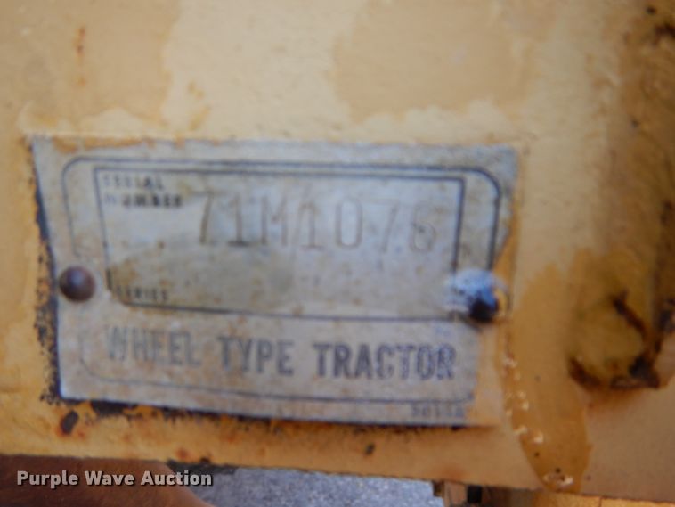 image for item DH2637 1972 Caterpillar 613 elevating scraper