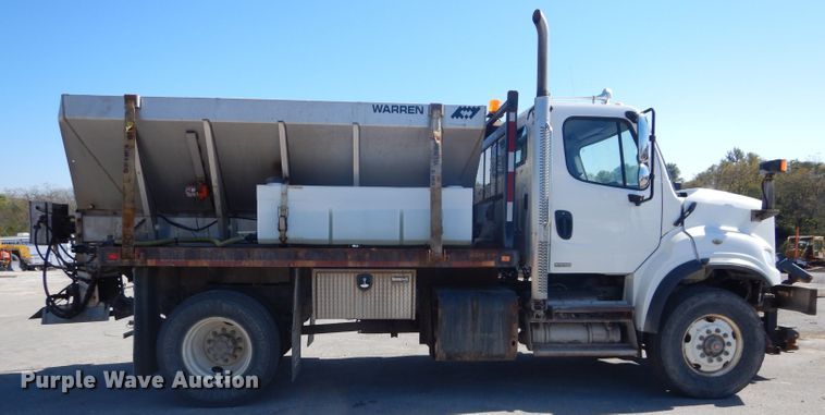 image for item DH2639 2011 Freightliner Business Class M2 flatbed truck